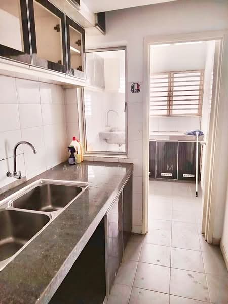Servis Apartment untuk Dijual di Suri Puteri - Baxter Lim - Kitchen - PropertyGuru.com.my