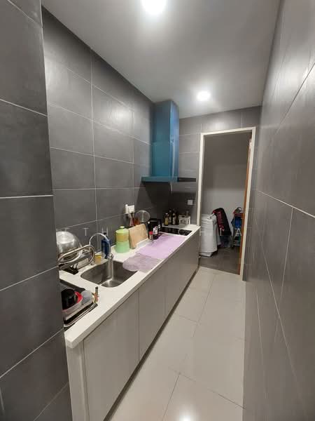 Service Residence for Rent at Citizen @ Old Klang Road - Ethan Chia - Kitchen - PropertyGuru.com.my