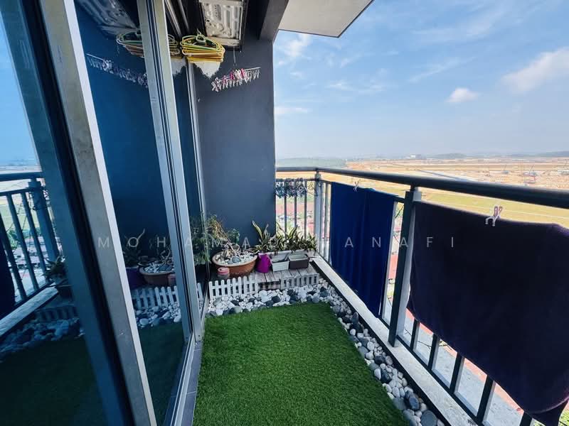 Apartment for Sale at Laguna Biru - Mohamad Hanafi - Balcony - PropertyGuru.com.my