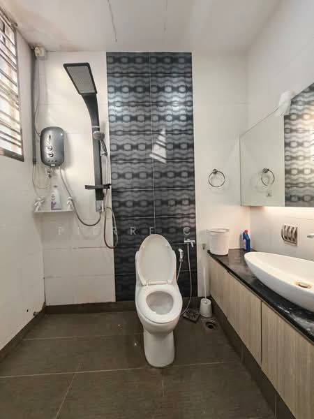 Rumah Teres untuk Disewa di Kulai (Johor) - Pierre Chin - Bathroom - PropertyGuru.com.my