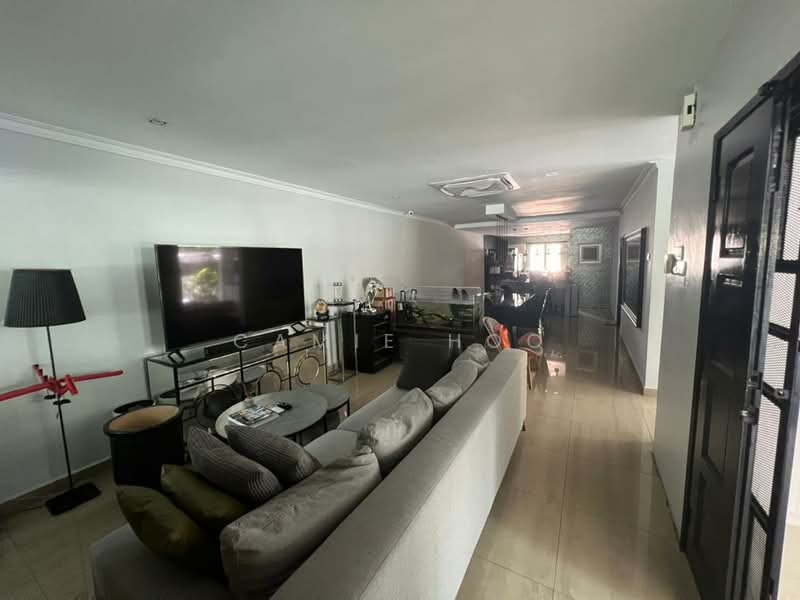 3-storey Terraced House for Sale in Seputeh (Kuala Lumpur) - Camie Hoo - Living Room - PropertyGuru.com.my