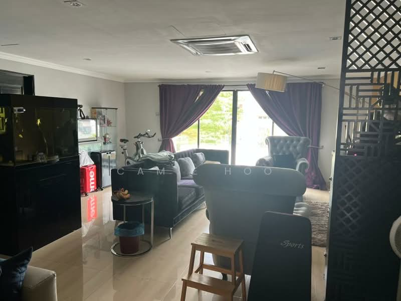 3-storey Terraced House for Sale in Seputeh (Kuala Lumpur) - Camie Hoo - Living Room - PropertyGuru.com.my