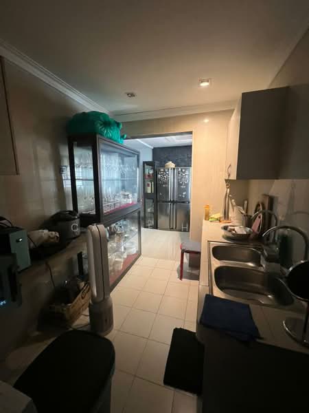 3-storey Terraced House for Sale in Seputeh (Kuala Lumpur) - Camie Hoo - Kitchen - PropertyGuru.com.my