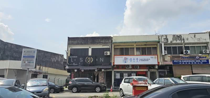 Shop for Rent in Taman Overseas Union (Taman Oug) (Jalan Klang Lama (Old Klang Road)) - Wilson Yong - Exterior - PropertyGuru.com.my