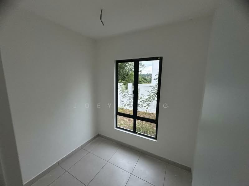 Rumah Berkembar untuk Dijual di Taman Rasah Kemayan (Rasah) - Joey Heng - Interior - PropertyGuru.com.my