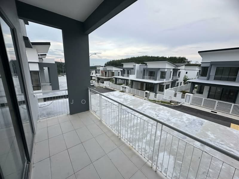 Rumah Berkembar untuk Dijual di Taman Rasah Kemayan (Rasah) - Joey Heng - Exterior - PropertyGuru.com.my
