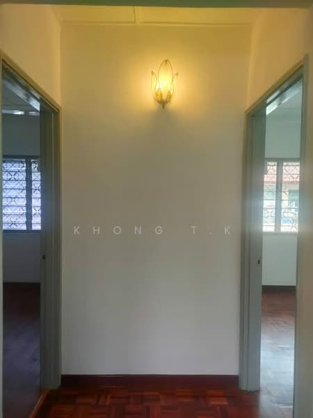 Rumah Teres 2 Tingkat untuk Disewa di Subang Jaya (Selangor) - Khong T.K - Upstairs Landing - PropertyGuru.com.my