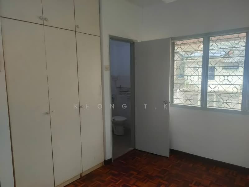 Rumah Teres 2 Tingkat untuk Disewa di Subang Jaya (Selangor) - Khong T.K - Bedroom #3 - PropertyGuru.com.my