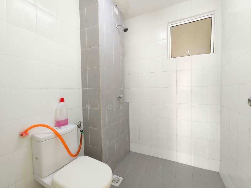 Pangsapuri untuk Disewa di Seri Pinang - Janice Tang - Bathroom - PropertyGuru.com.my