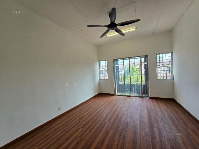 Terraced House for Sale in Bandar Puteri Klang (Klang) - Alex Lee - Living Room - PropertyGuru.com.my