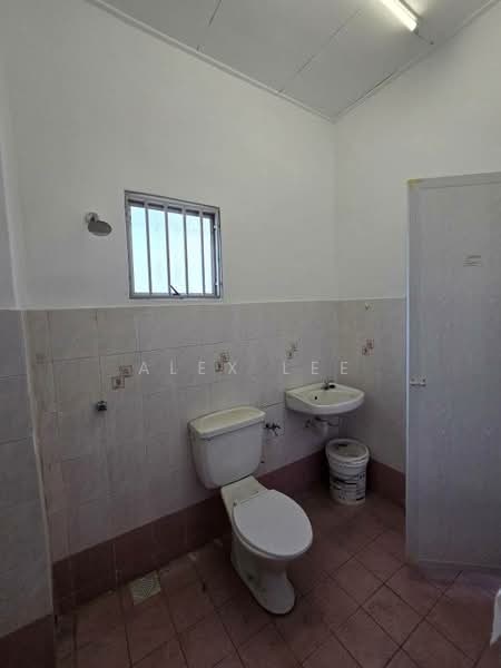 Terraced House for Sale in Bandar Puteri Klang (Klang) - Alex Lee - Bathroom - PropertyGuru.com.my