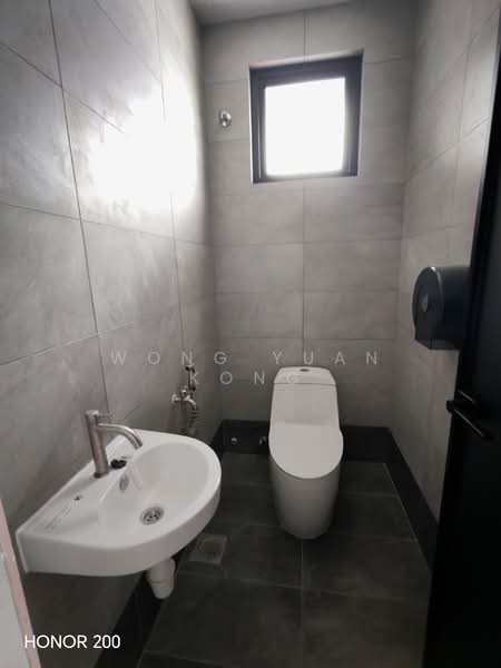 Factory for Rent in Taman Kapar Permai (Kapar) - Wong Yuan Kong - Bathroom - PropertyGuru.com.my