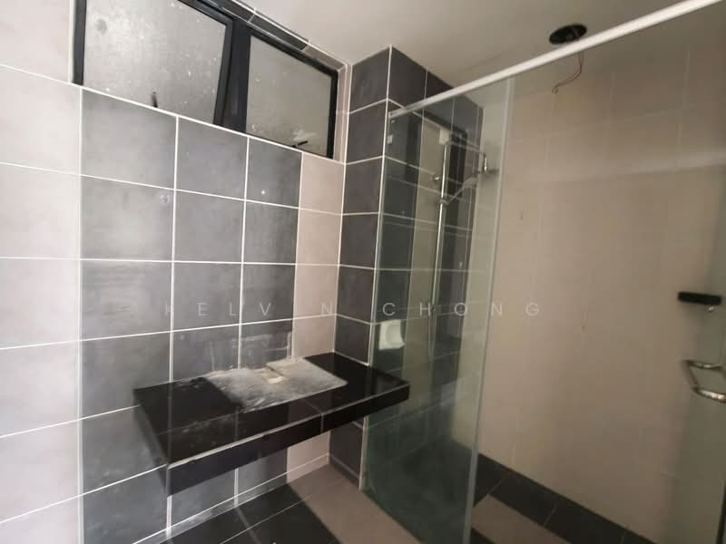 Condominium for Sale at Upper East @ Tiger Lane - Kelvin Chong - Bathroom - PropertyGuru.com.my
