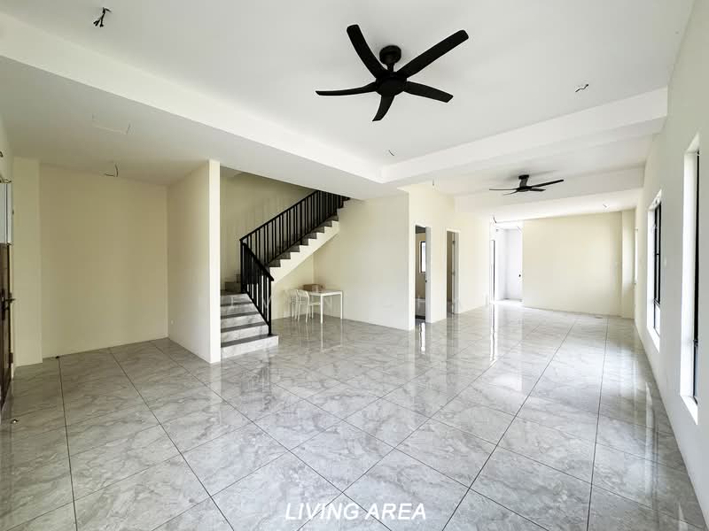 Rumah Teres 2 Tingkat untuk Dijual di Ipoh (Perak) - Kevin Chai - Living Room - PropertyGuru.com.my