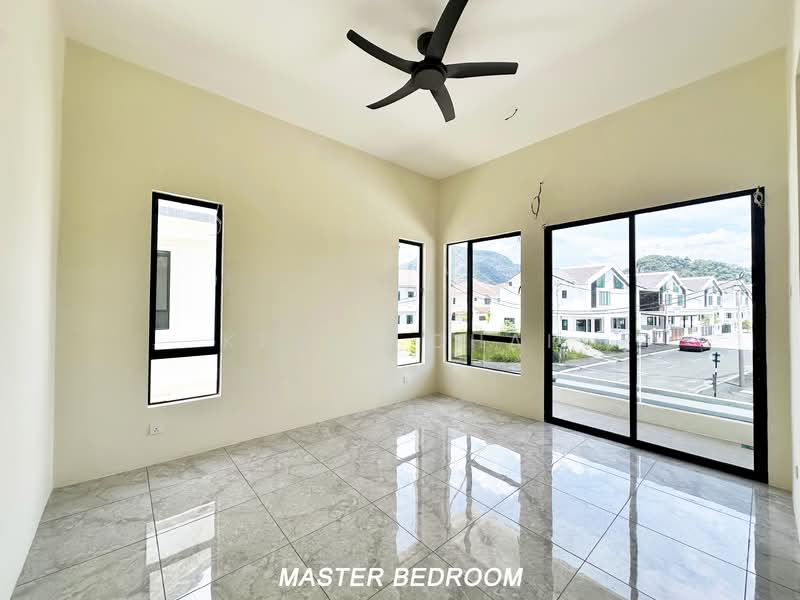2-storey Terraced House for Sale in Ipoh (Perak) - Kevin Chai - Master Bedroom - PropertyGuru.com.my