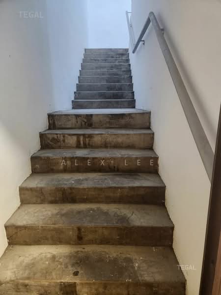 Factory for Rent in Shah Alam (Selangor) - Alex Lee - Corridor - PropertyGuru.com.my