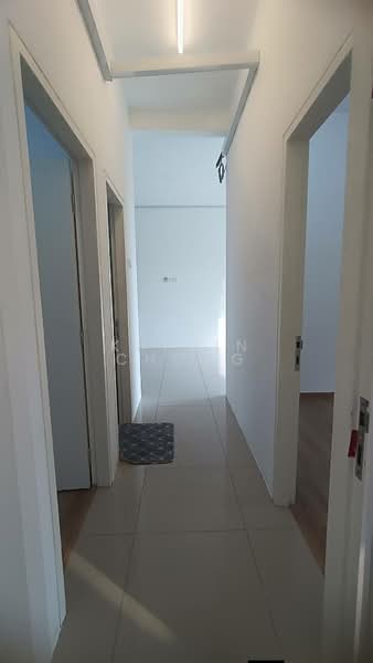 Kondominium untuk Dijual di The Cove Hillside Residence - Kelvin Chong - Corridor - PropertyGuru.com.my