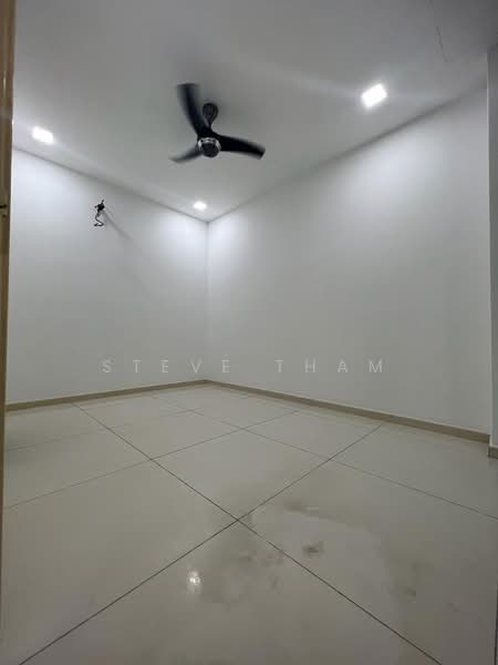 2-storey Terraced House for Sale in Bandar Putra Permai (Seri Kembangan) - Steve Tham - Interior - PropertyGuru.com.my