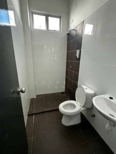 Semi-Detached House for Sale in Lunas (Kedah) - Eugene YE Tan - Bathroom - PropertyGuru.com.my