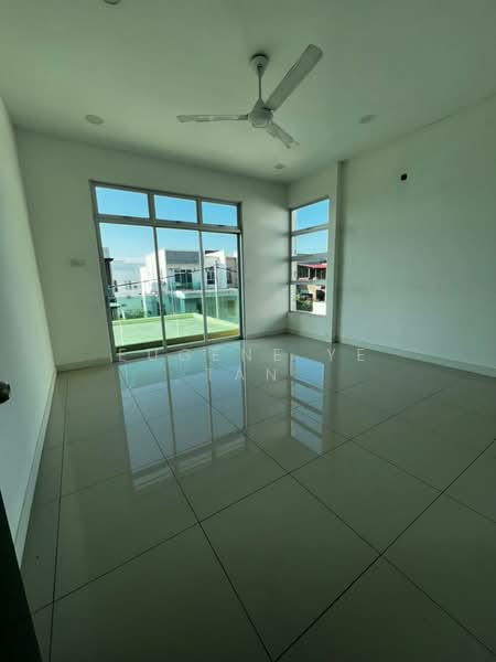Semi-Detached House for Sale in Lunas (Kedah) - Eugene YE Tan - Living Room - PropertyGuru.com.my