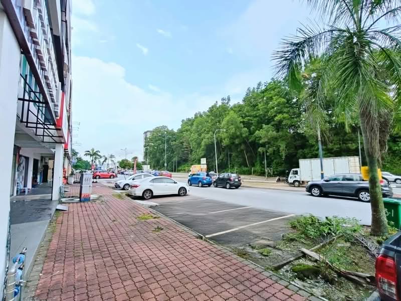 Kedai / Pejabat untuk Dijual di Rawang (Selangor) - Lau Ia Ein - Exterior - PropertyGuru.com.my