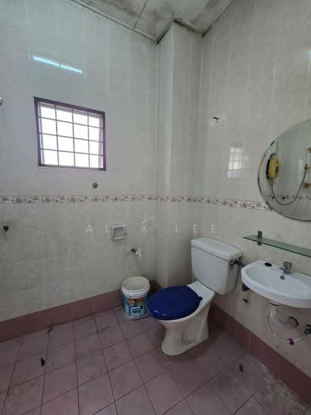 Terraced House for Sale in Bandar Puteri Klang (Klang) - Alex Lee - Bathroom - PropertyGuru.com.my