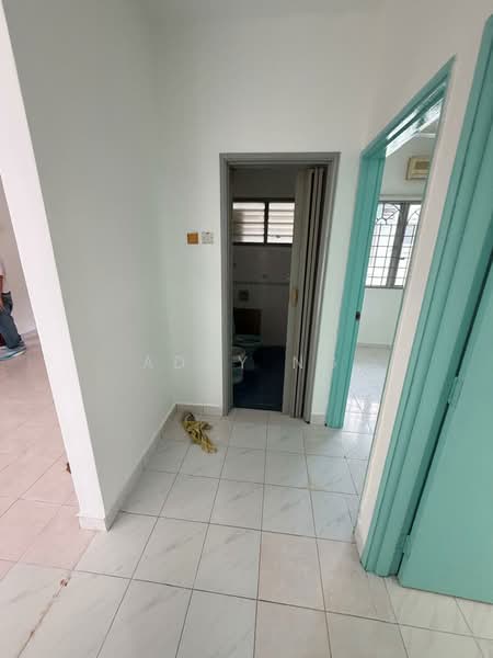 Apartment for Rent at Pangsapuri Waja - Addy Ng - Bathroom - PropertyGuru.com.my