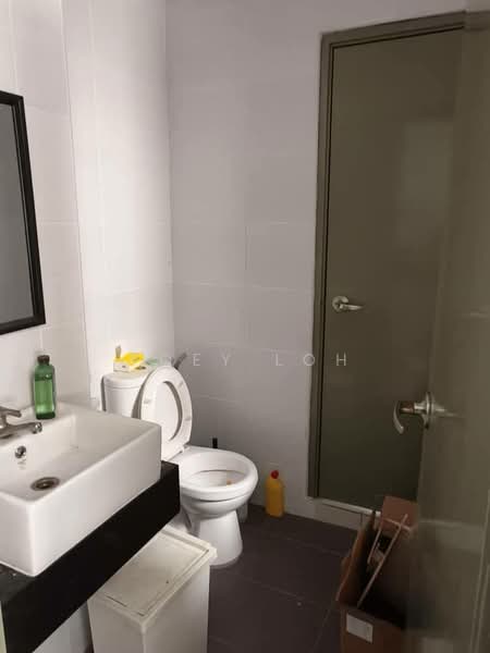 Servis Apartment untuk Disewa di KSL Residence @ Daya - Poey Loh - Bathroom - PropertyGuru.com.my
