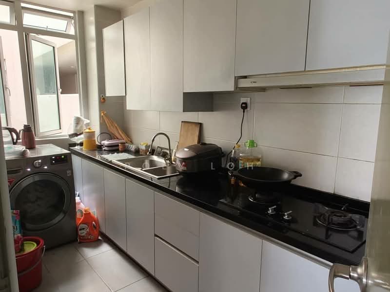 Servis Apartment untuk Disewa di KSL Residence @ Daya - Poey Loh - Kitchen - PropertyGuru.com.my