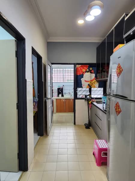 1-storey Terraced House for Sale in Sungai Buloh (Selangor) - Johnny Tan - Kitchen - PropertyGuru.com.my