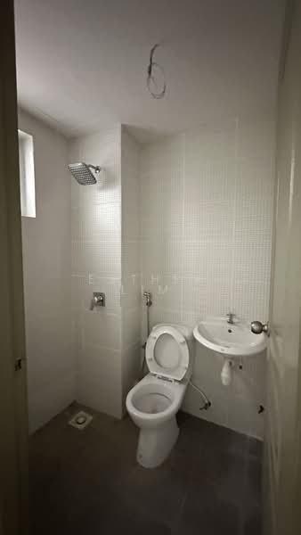 Kondominium untuk Dijual di Quintet Serviced Apartment @ Cameron - Esther Lim - Bathroom 2 - PropertyGuru.com.my