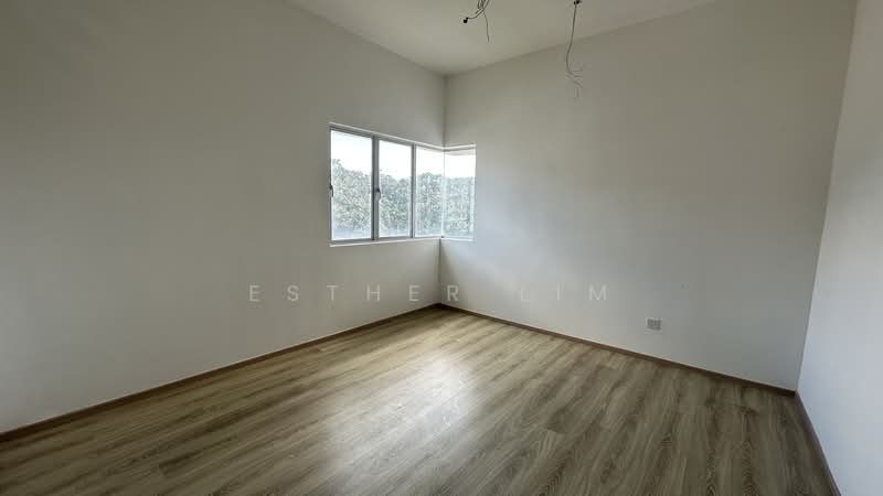 Kondominium untuk Dijual di Quintet Serviced Apartment @ Cameron - Esther Lim - Master bedroom - PropertyGuru.com.my