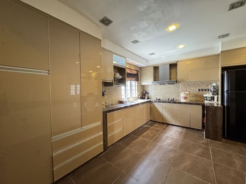 Terraced House for Sale in Bandar Puteri Klang (Klang) - Sean Pern - Kitchen - PropertyGuru.com.my