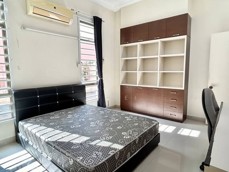 Cluster House for Rent in Bandar Indahpura (Kulai) - Li Wei - Bedroom - PropertyGuru.com.my