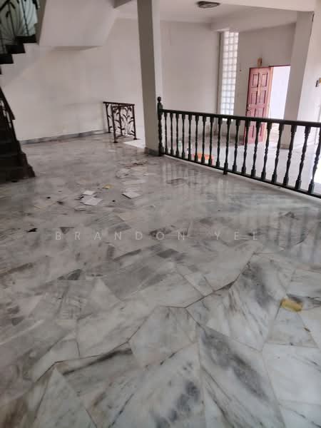 Semi-Detached House for Sale in Taman Universiti Indah (Seri Kembangan) - Brandon Yee - Interior - PropertyGuru.com.my