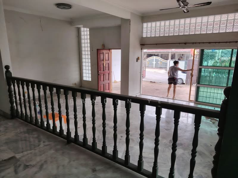 Semi-Detached House for Sale in Taman Universiti Indah (Seri Kembangan) - Brandon Yee - Interior - PropertyGuru.com.my