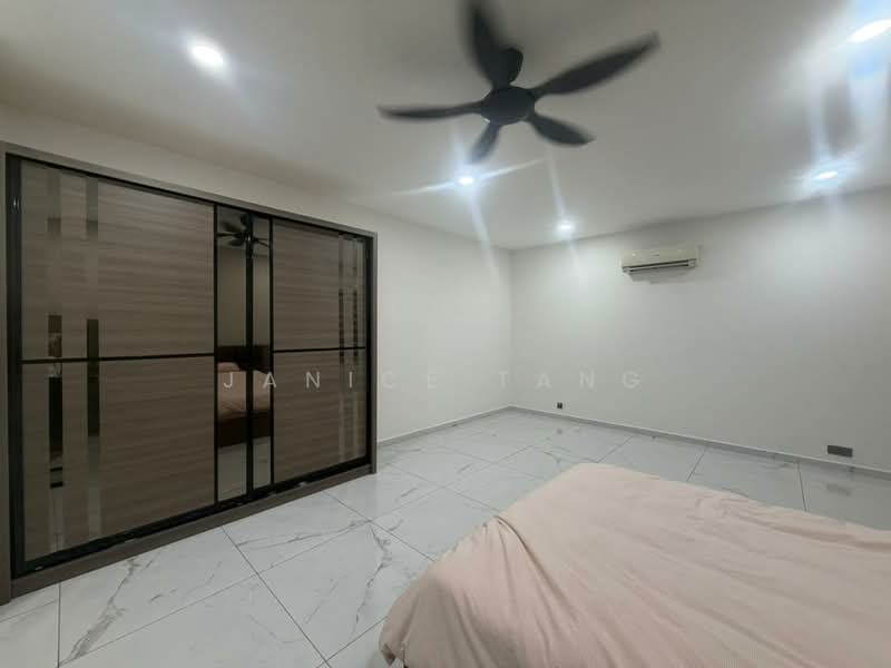 Bungalow for Sale in Kapar (Selangor) - Janice Tang - Bedroom - PropertyGuru.com.my
