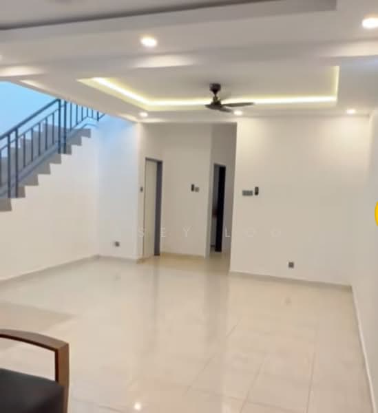 2-storey Terraced House for Sale in Desa Coalfields (Ijok) - Casey Loo - Living Room - PropertyGuru.com.my