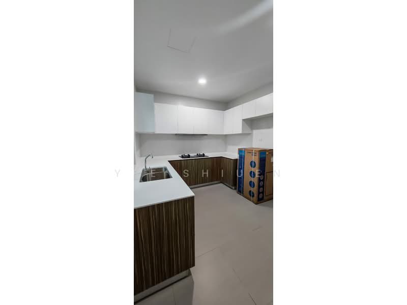 Servis Apartment untuk Disewa di Seasons Amara Larkin - Yee Shiuen - Kitchen - PropertyGuru.com.my
