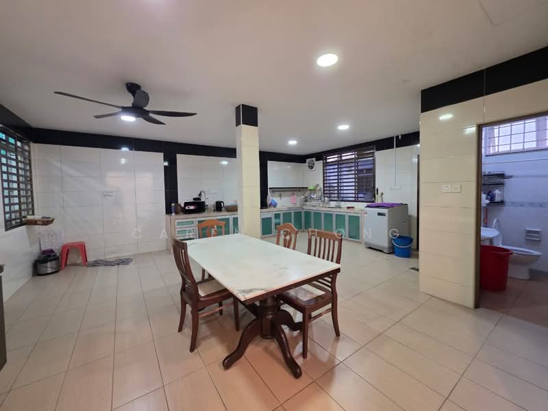 2-storey Terraced House for Sale in Bukit Indah (Iskandar Puteri (Nusajaya)) - Caren Chong - Kitchen - PropertyGuru.com.my
