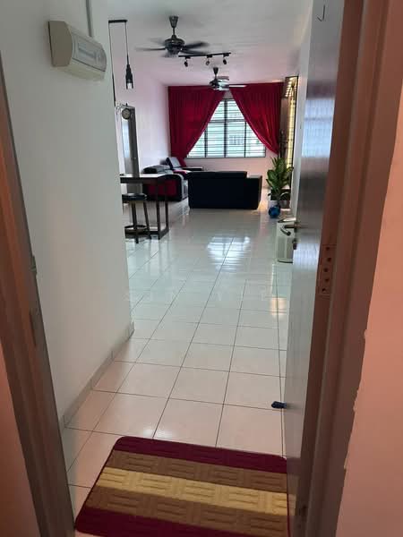 Apartment for Rent at Molek Ria - Sin Yie - PropertyGuru.com.my