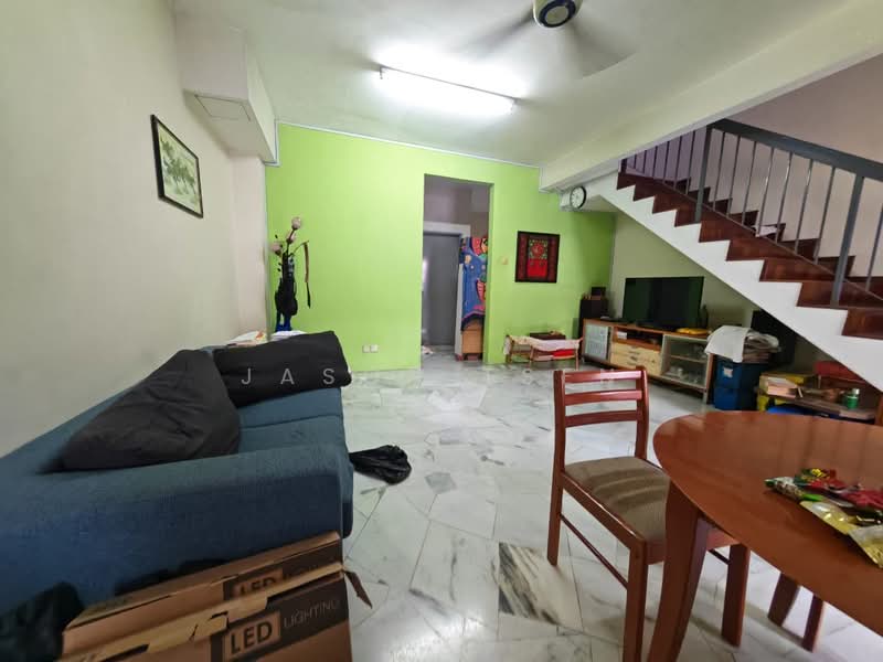 2-storey Terraced House for Rent in Puchong (Selangor) - Jason Tsen - Living Room - PropertyGuru.com.my