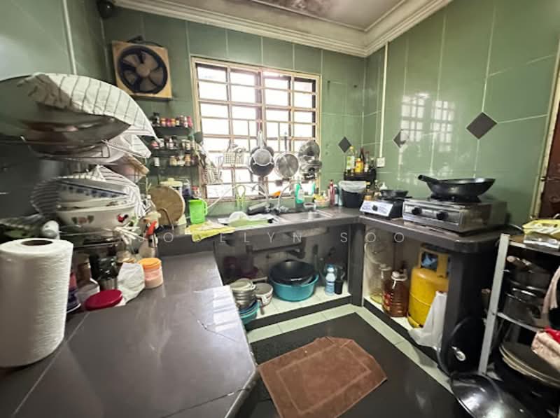 Rumah Teres 2 Tingkat untuk Dijual di Taman Seri Bahagia (Cheras) - Jocelyn Soo - Kitchen - PropertyGuru.com.my