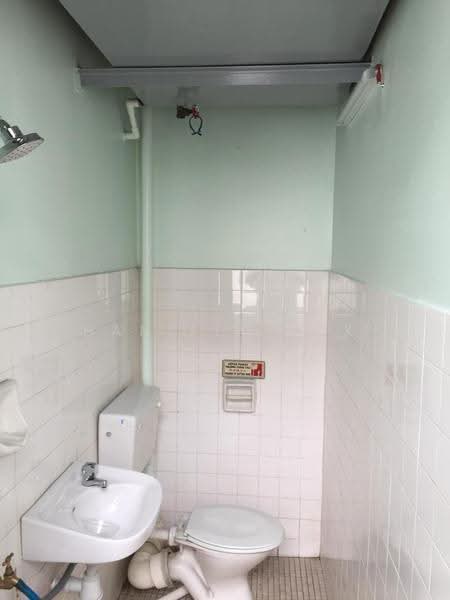 Pangsapuri untuk Dijual di Apartment @ Pandan Indah Commercial Park - Tracy Mak - Bathroom - PropertyGuru.com.my