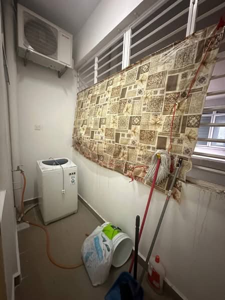 Pangsapuri untuk Dijual di Nusa Heights (Nusa Puncak) - Janice Khoo - Balcony - PropertyGuru.com.my