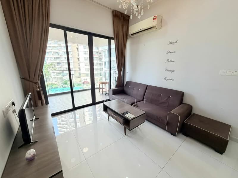 Condominium for Rent at Royal Strand @ Country Garden Danga Bay - Sin Yie - Living Room - PropertyGuru.com.my