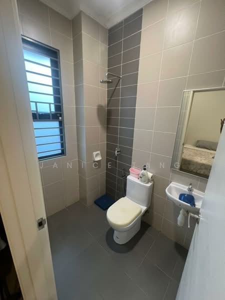 Cluster House for Sale in Bandar Setia Alam (Kapar) - Janice Tang - Bathroom - PropertyGuru.com.my