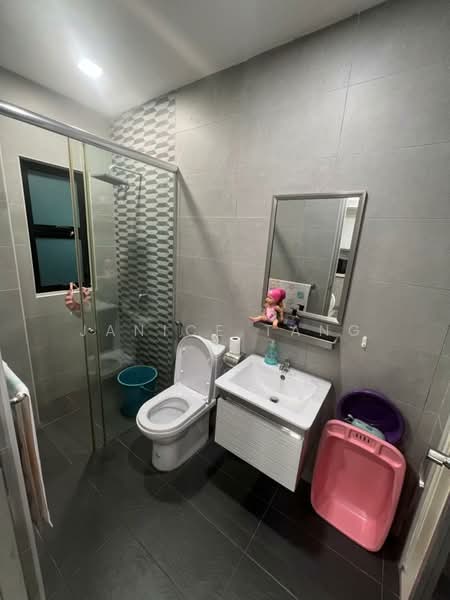 Cluster House for Sale in Bandar Setia Alam (Kapar) - Janice Tang - Bathroom - PropertyGuru.com.my
