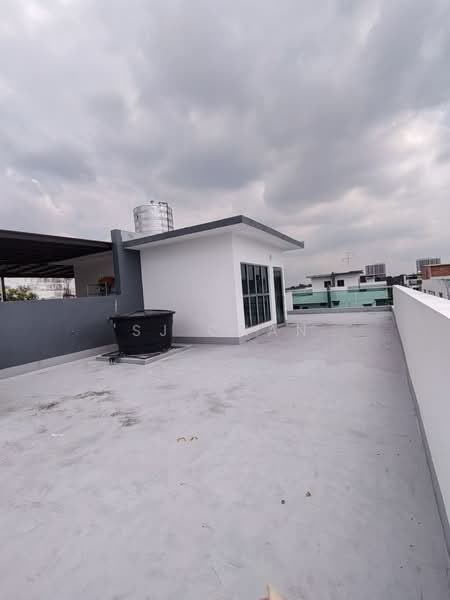 Rumah Kluster untuk Disewa di Taman Bukit Skudai (Skudai) - SJ CHAN - Roof - PropertyGuru.com.my