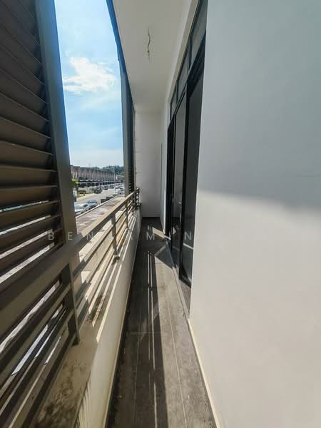 Cluster House for Sale in Taman Ekoflora (Johor Bahru) - Benjamin Lim - Balcony - PropertyGuru.com.my